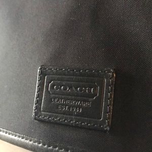 Coach Messenger Authentic
